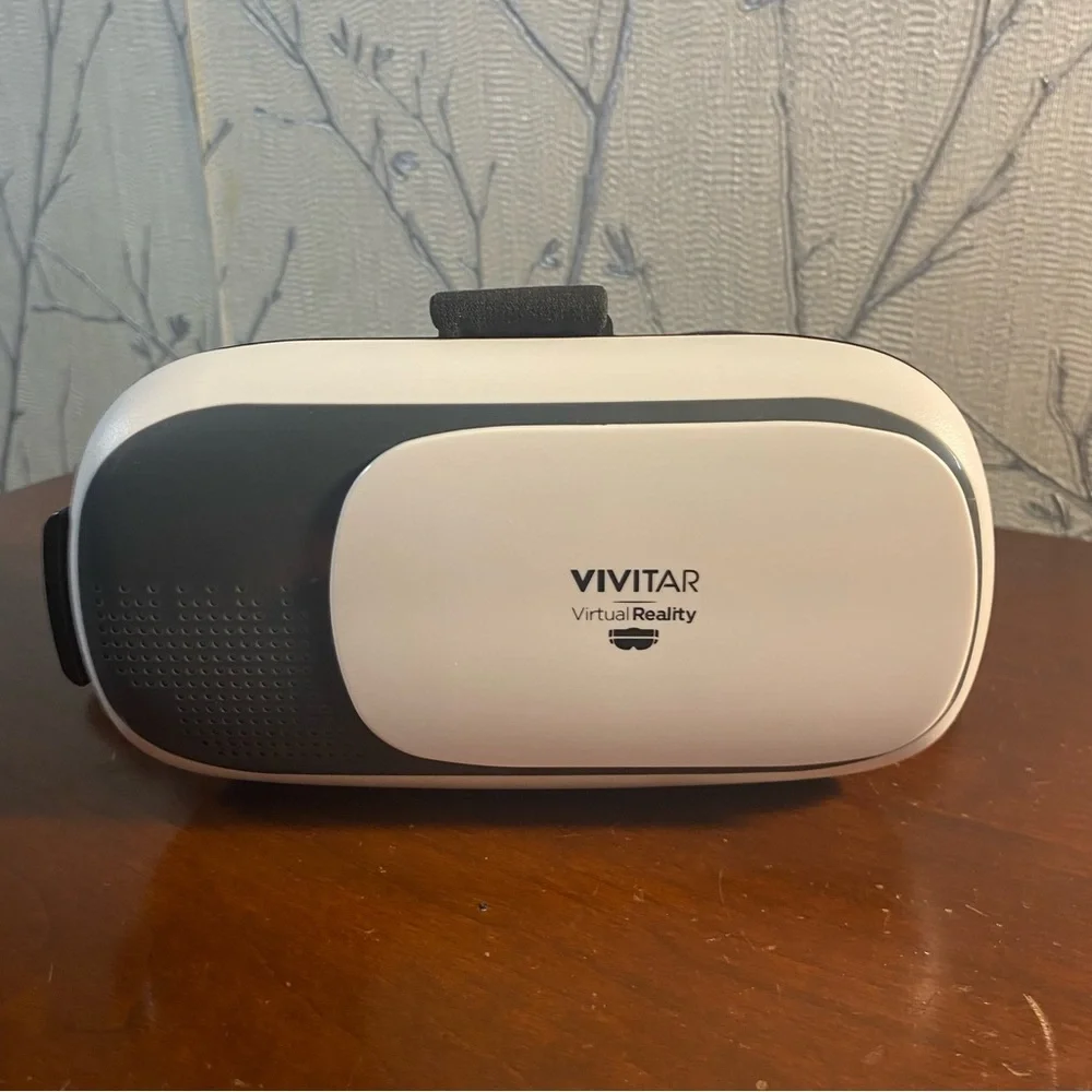 Vivitar: Dream On Virtual Reality Headset